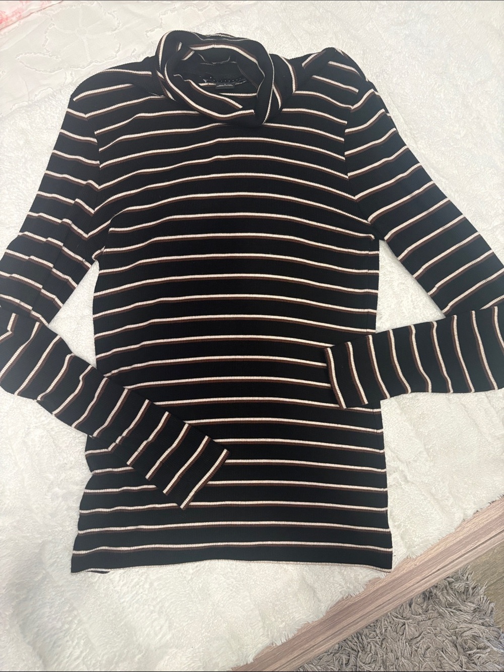 Sanctuary Black Stripe Turtleneck Top with CreamBrown L